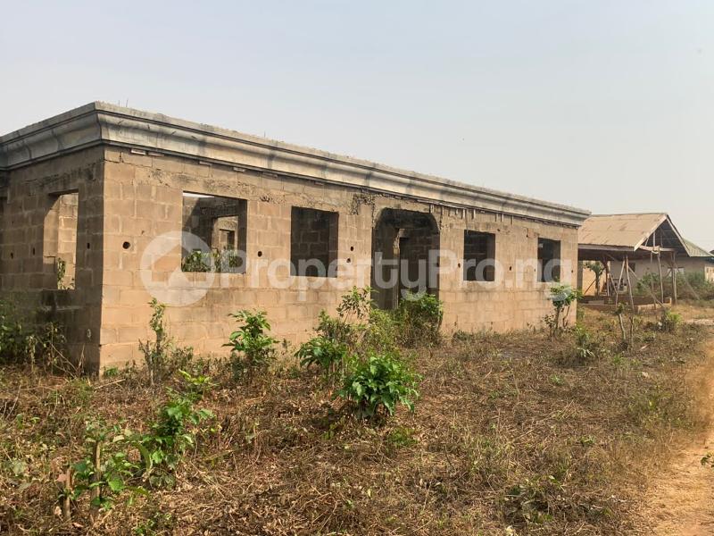 4 bedroom House for sale Ilutuntun Asunle Kasumu Road Tipper Garage Akala Express Ibadan Oyo