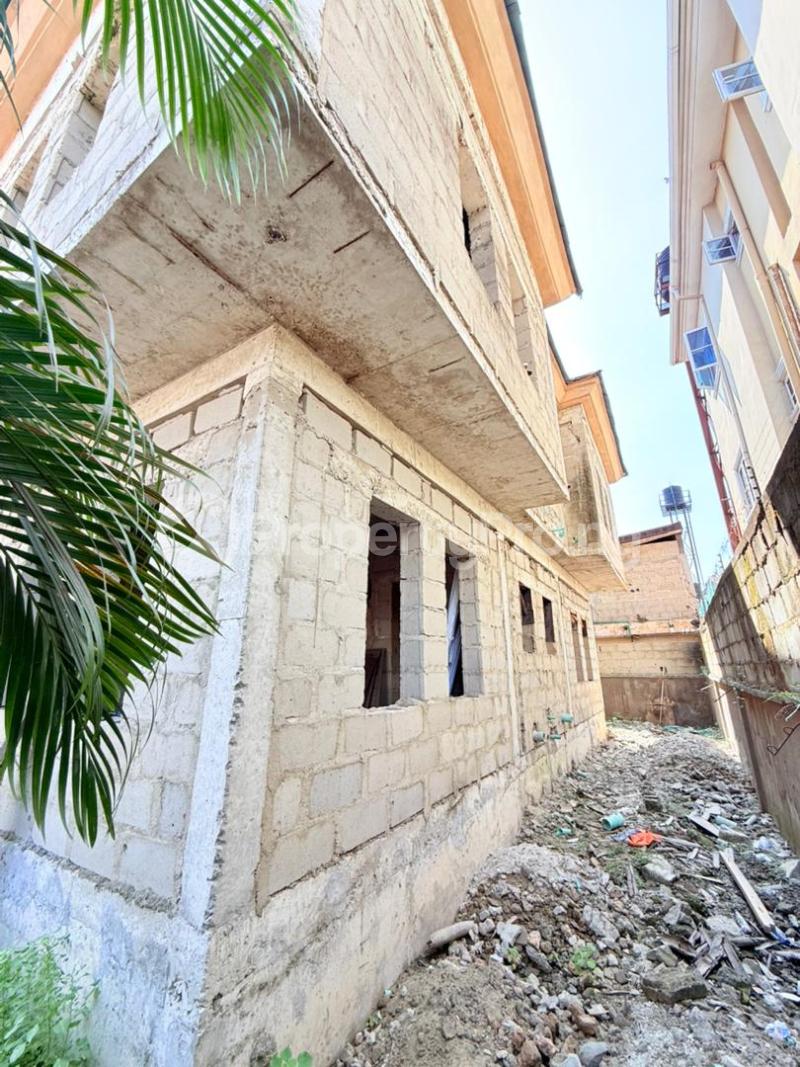 3 bedroom Flat / Apartment for sale Estate Ago palace Okota Lagos