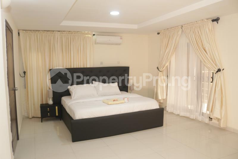 3 bedroom Flat / Apartment for rent 2 Akinbolagbe Street ONIRU Victoria Island Lagos