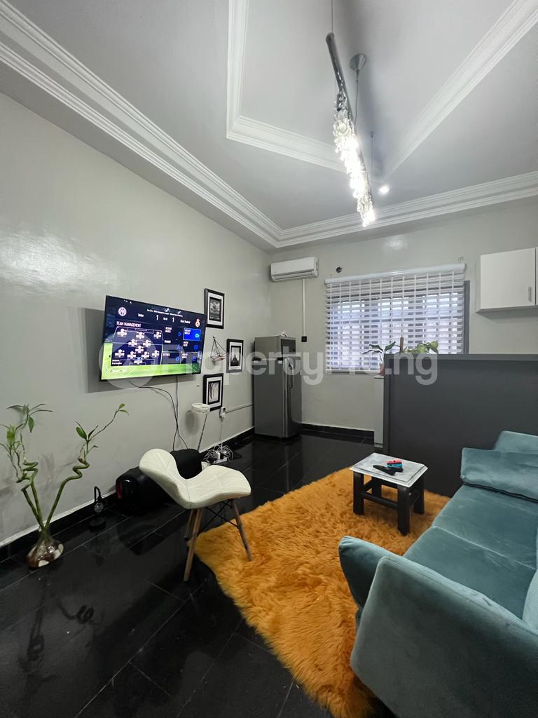 1 bedroom Flat / Apartment for rent chevron Lekki Lagos