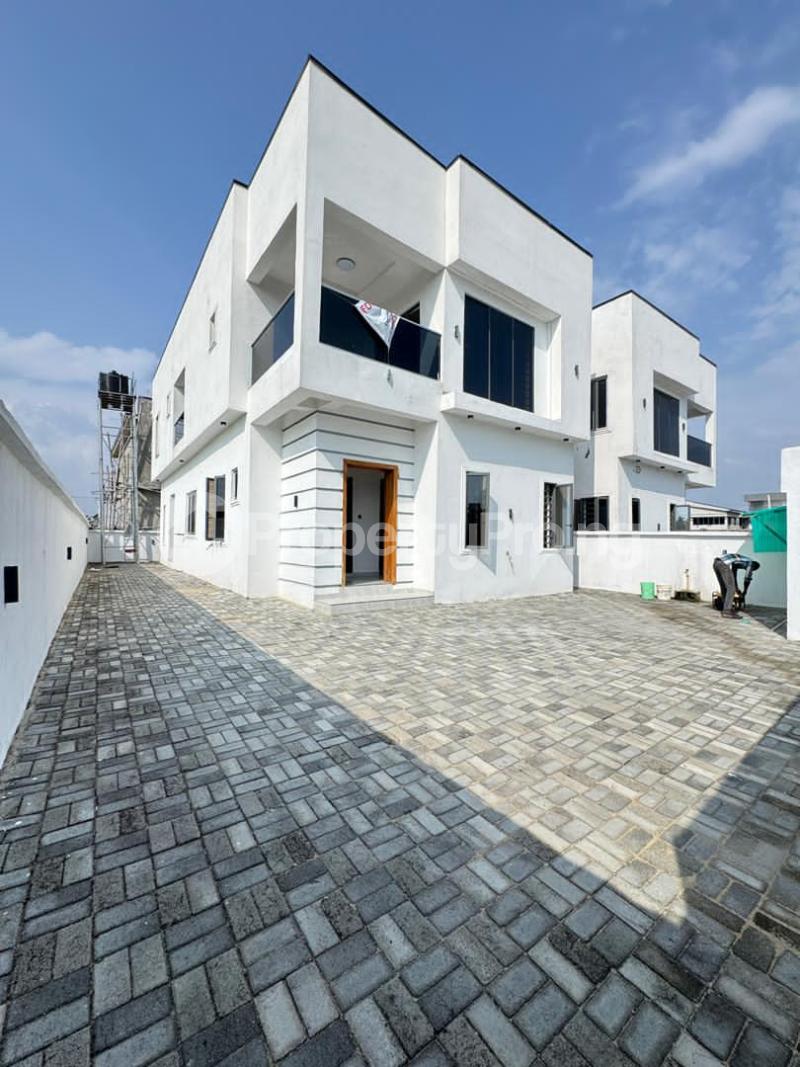 4 bedroom House for sale Abraham Adesanya Abraham adesanya estate Ajah Lagos