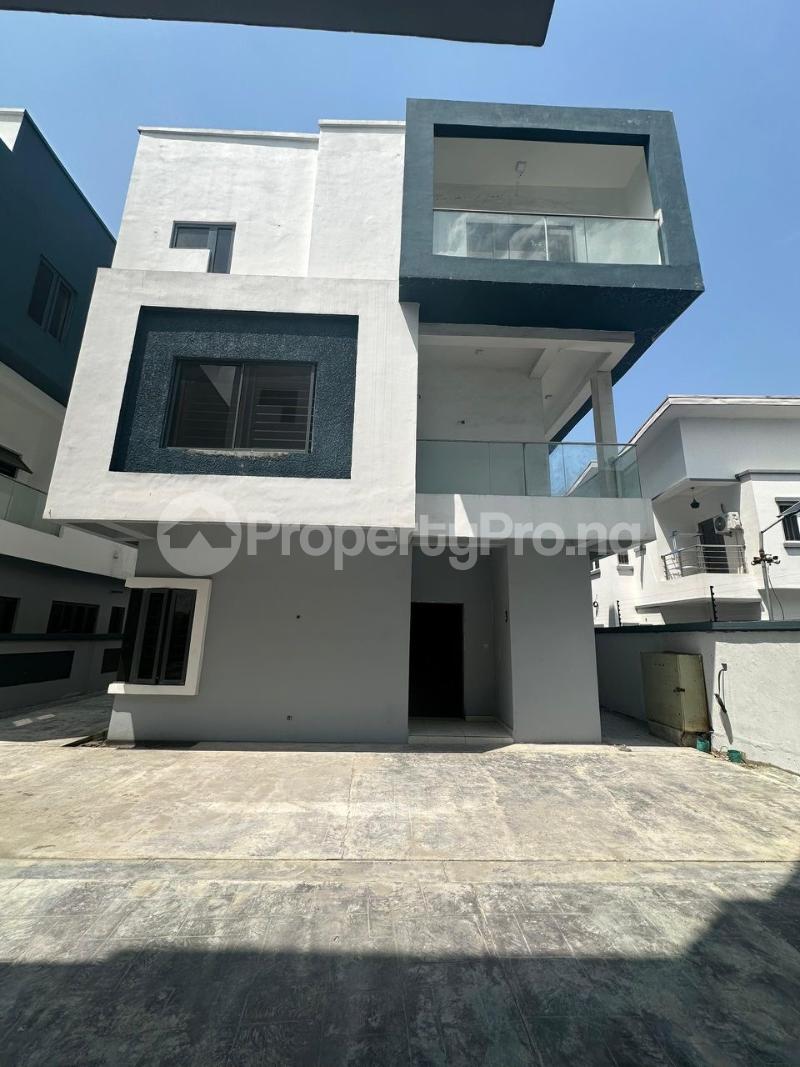 4 bedroom House for sale orchid Lekki Lagos