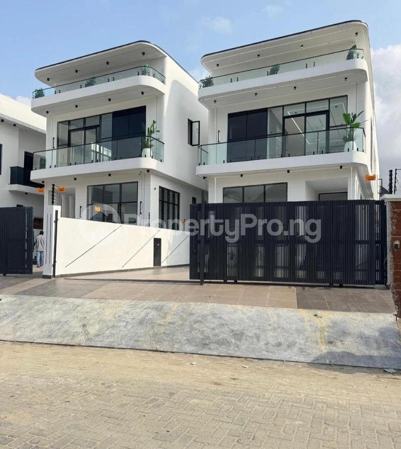 5 bedroom House for sale Chevron Toll Gate Chevron Lekki Lagos