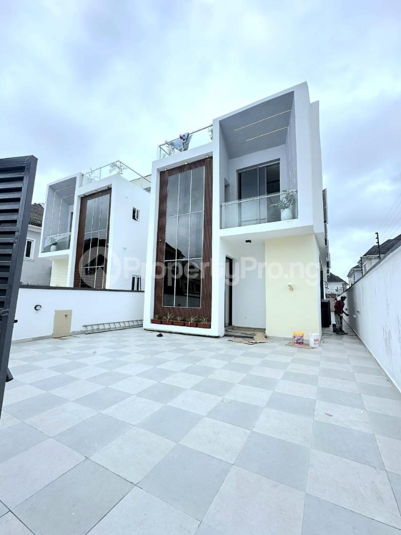 5 bedroom House for sale chevron Lekki Lagos