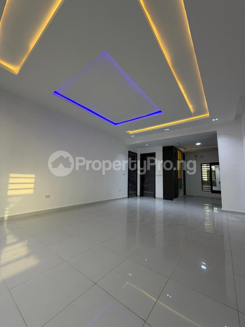 5 bedroom House for sale Off Secretariat Road, Agodi Gra, Ibadan Oyo
