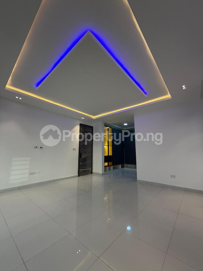 5 bedroom House for sale Off Secretariat Road, Agodi Gra, Ibadan Oyo
