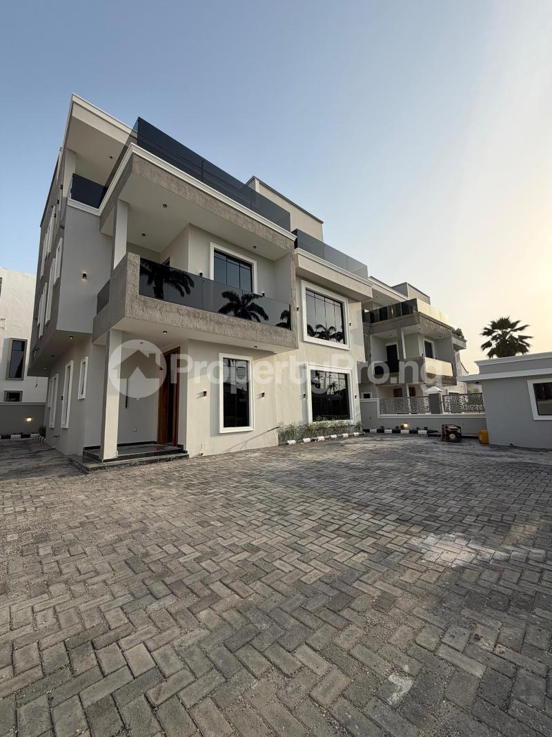 5 bedroom House for sale Off Secretariat Road, Agodi Gra, Agodi Ibadan Oyo