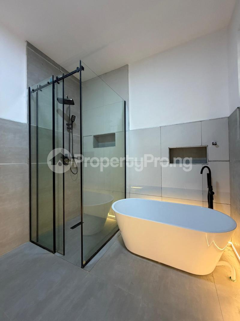 5 bedroom House for sale Off Secretariat Road, Agodi Gra, Ibadan Oyo