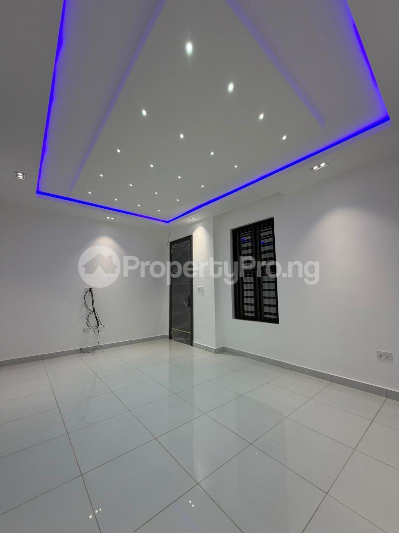 5 bedroom House for sale Off Secretariat Road, Agodi Gra, Ibadan Oyo