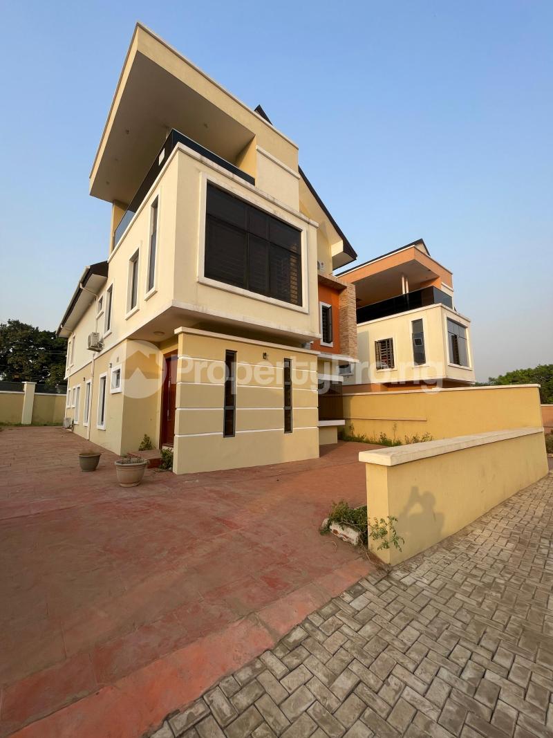 5 bedroom House for sale Golf Drive Estate, Onireke, Ibadan Oyo