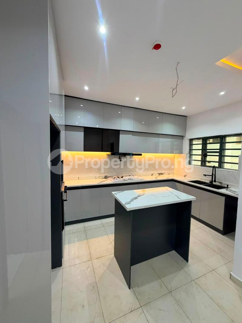 4 bedroom House for sale Akobo Ibadan Oyo