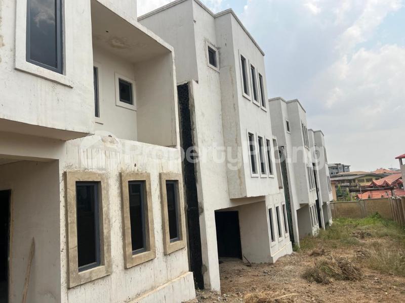 House for sale By Majerita Hotel, Adeoyo Ibadan Oyo