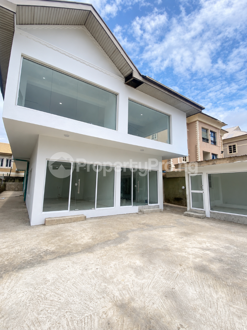 Commercial Property for rent Lekki Phase 1 , In A Sharp And Nice Neighbourhood Lekki Phase 1 Lekki Lagos