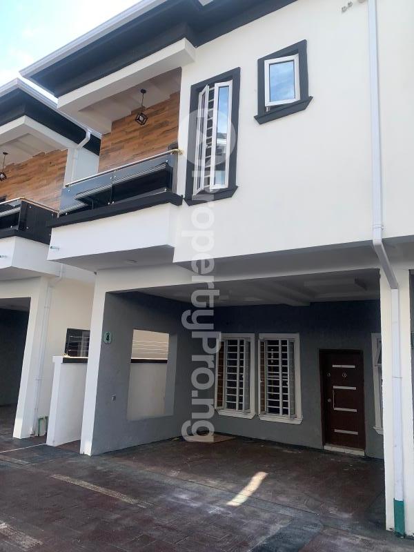 4 bedroom House for sale Lekki Lagos
