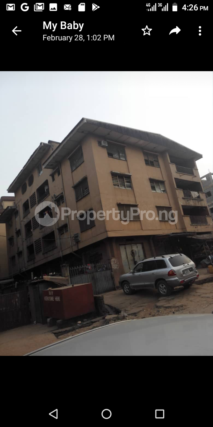 10 Bedroom Flat / Apartment in Onitsha South Anambra Flat / Apartment