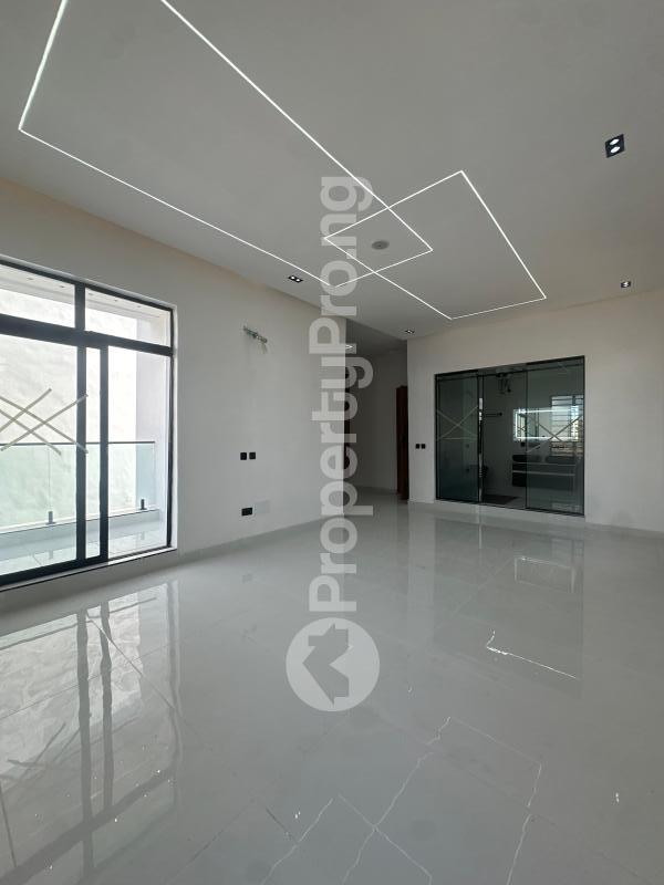 5 bedroom House for sale Sangotedo Ajah Lagos
