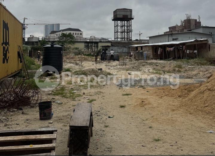 Land for sale Saka Tinubu Saka Tinubu Victoria Island Lagos