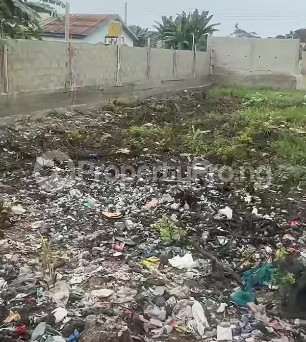 Land for sale Soluyi Soluyi Gbagada Lagos