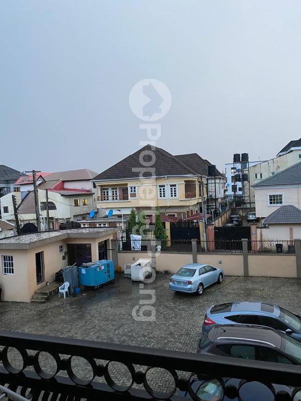 1 Bedroom Flat / Apartment in Osapa london Lekki Lagos Flat