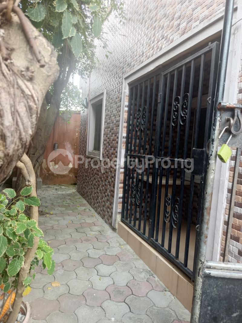 2 bedroom Flat / Apartment for rent Off Mobil Road Ilaje Ilaje Ajah Lagos