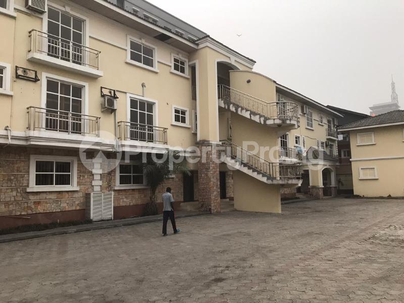 3 bedroom House for rent ONIRU Victoria Island Lagos