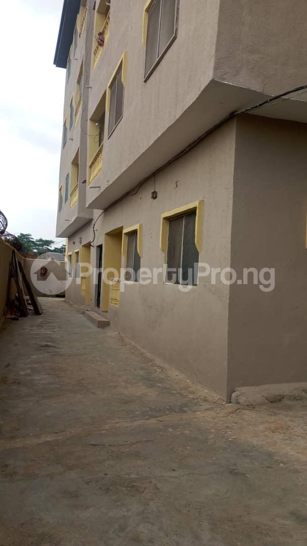 2 bedroom House for rent Olojojo Oworonshoki Gbagada Lagos