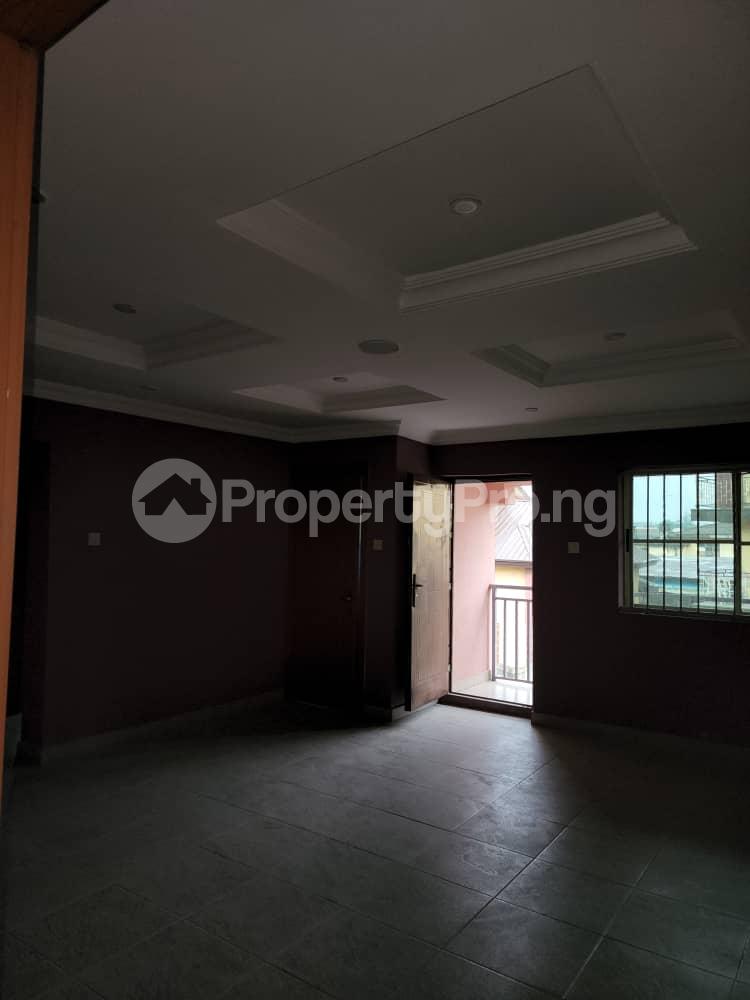 3 bedroom House for rent   Jibowu Yaba Lagos
