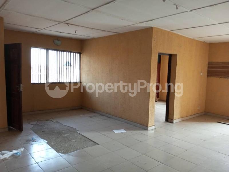 3 bedroom House for rent Off Oremeji Bus Stop, Oguntade Rd Shasha Alimosho Lagos