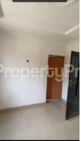 1 bedroom Flat / Apartment for rent Abudu Abule-Oja Yaba Lagos