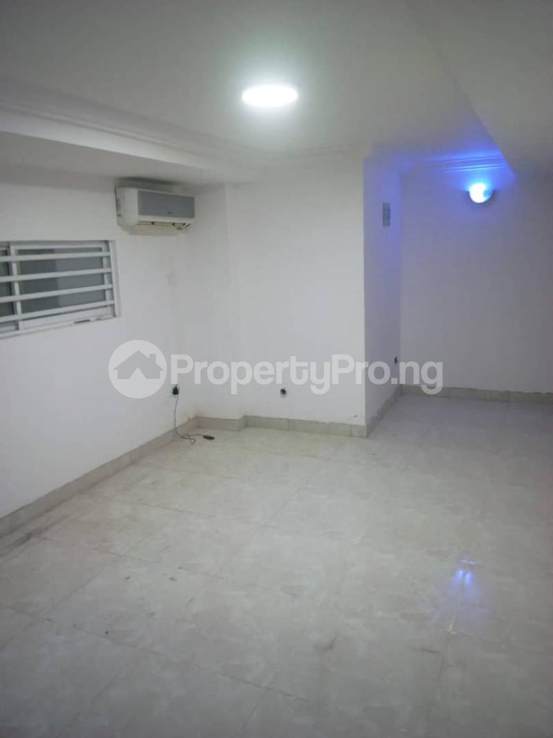 Flat / Apartment in Adeola Odeku Victoria Island Lagos Flat