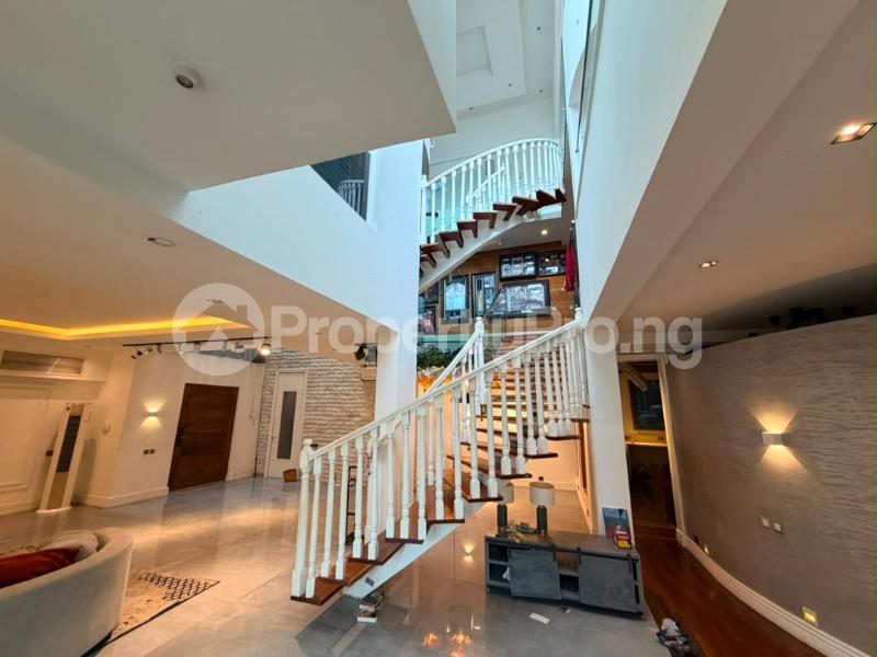 5 bedroom House for rent Off Banana Island Road Ikoyi Lagos