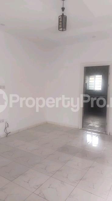 2 bedroom House for rent Mafoluku Oshodi Lagos