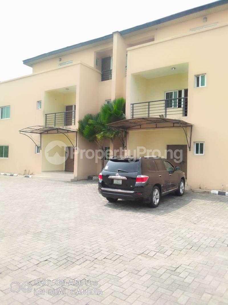 2 bedroom House for rent Off Admiralty Way Lekki Phase1 Lekki Phase 1 Lekki Lagos
