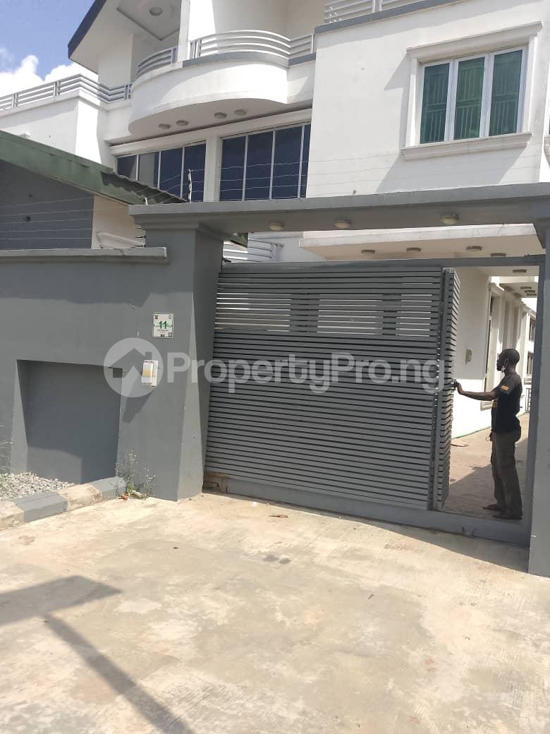 5 bedroom House for rent Suitable For Residential/ Office In A Secured And Serene Neighborhood At Omole Phase 1 Gra Ojodu Berger Ikeja Lagos Omole phase 1 Ojodu Lagos