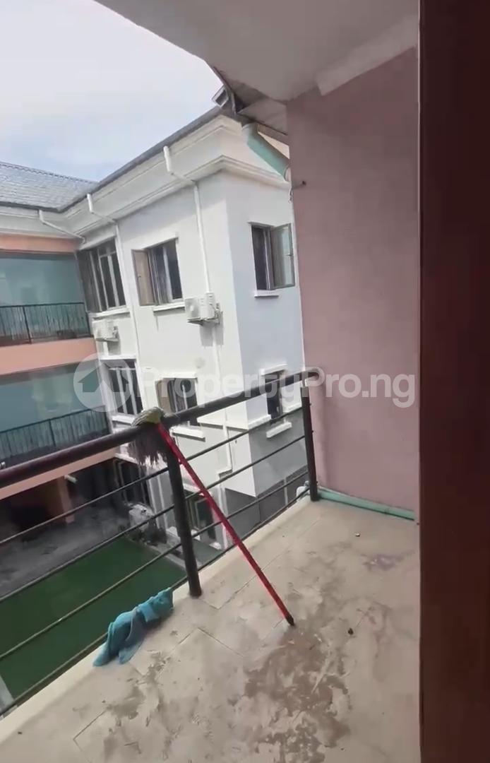 1 bedroom Flat / Apartment for rent Behind Prime Waters Lekki Phase 1 Lekki Lagos