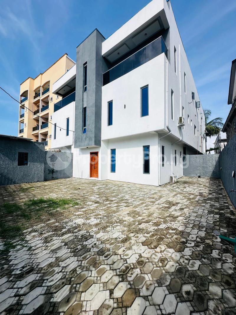 2 bedroom Flat / Apartment for rent New Road Lekki Lagos