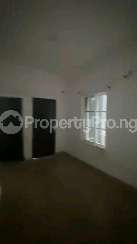 1 bedroom Flat / Apartment for rent Off Morrocco Road Yaba Lagos