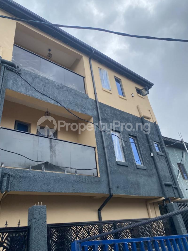 1 bedroom Flat / Apartment for rent Bawala Street Gbagada Phase 1 Gbagada Lagos - 0