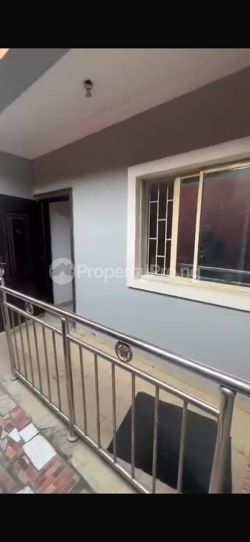 2 bedroom Flat / Apartment for rent Off Morocco Road Fadeyi Shomolu Lagos