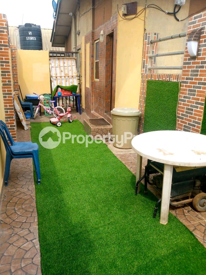 1 bedroom Flat / Apartment for rent Off Jumoke Hospital Shasha Alimosho Lagos