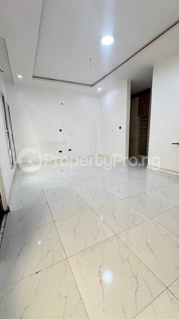 Flat / Apartment for rent chevron Lekki Lagos