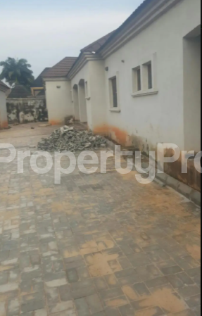 1 bedroom Flat / Apartment for rent At Okpanam Road Oshimili Delta