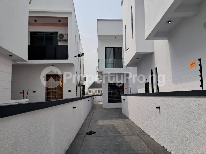 4 bedroom House for sale Ikota Chevron Toll Gate Lekki Lagos
