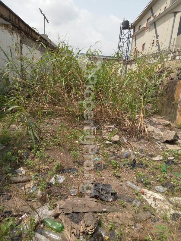 1 bedroom Commercial Property for rent Berger Ojodu Lagos