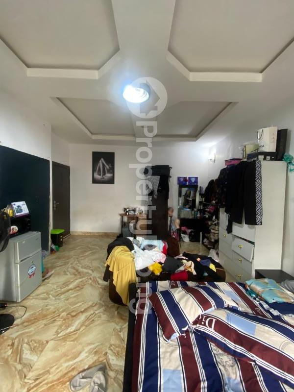Flat / Apartment for rent chevron Lekki Lagos - 0