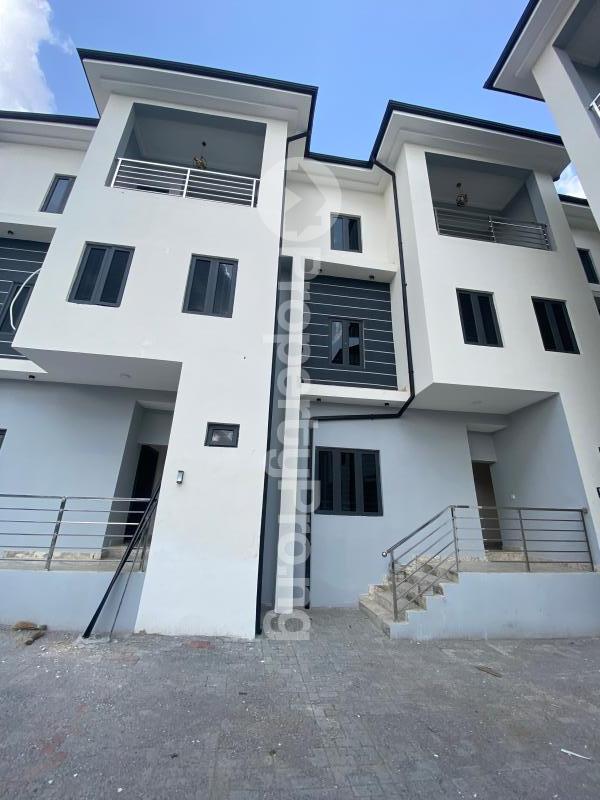 4 bedroom House for rent Guzape Abuja