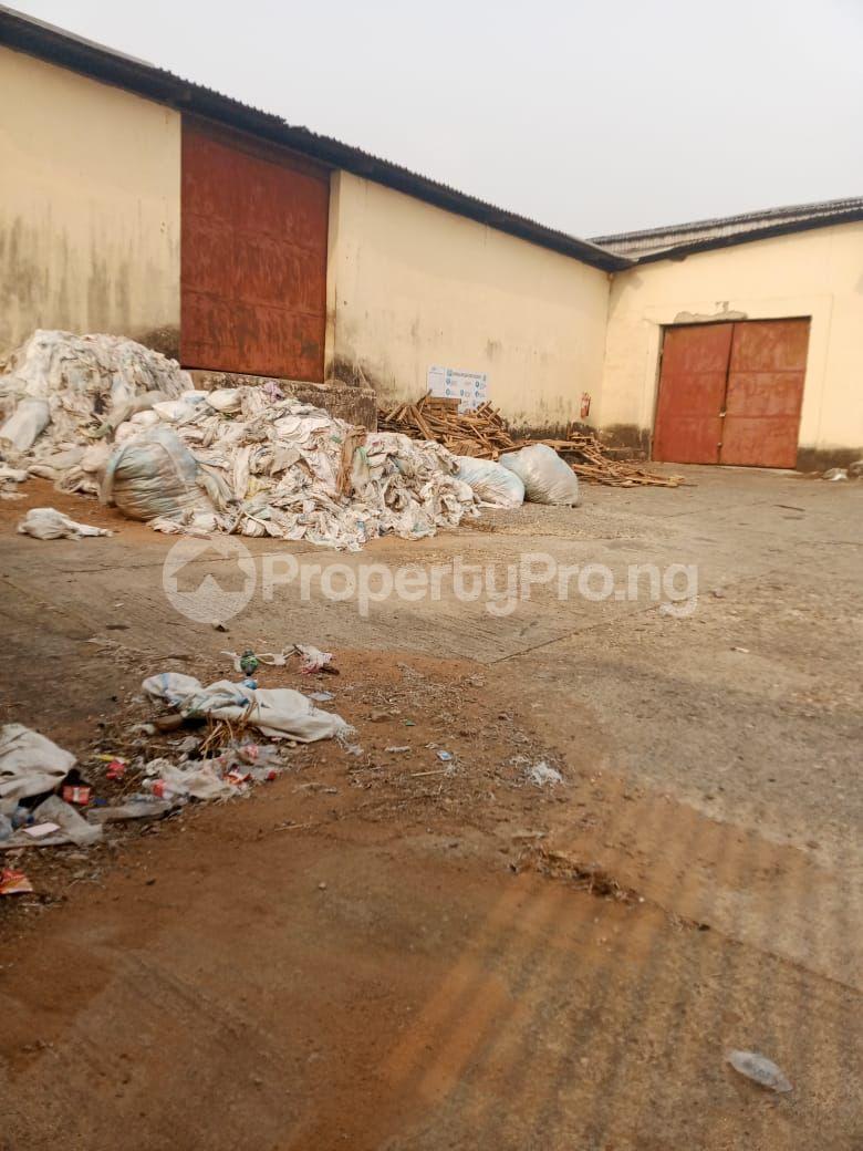 Commercial Property for rent New Garage Ibadan Oyo