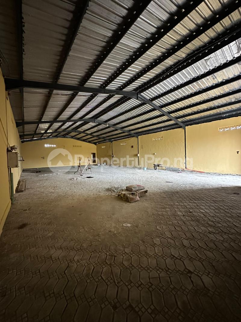 4 bedroom Commercial Property for rent Ajah Lagos ,by Coastal Road ,highway Ajah Lagos