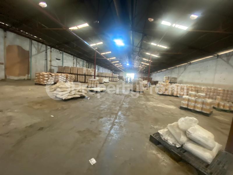 Commercial Property for rent 5 Star/ Apapa Oshodi Expressway Oshodi Lagos - 2