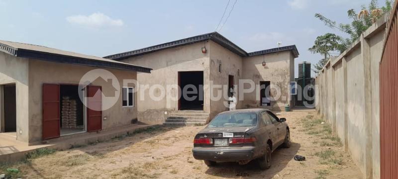Commercial Property for sale Alafara Main Road, Idi Ishin Jericho Extension Ibadan Oyo - 0